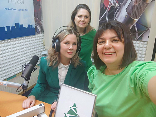 Приняли участие в передаче «Я только спросить» на «Радио Ноябрьск»